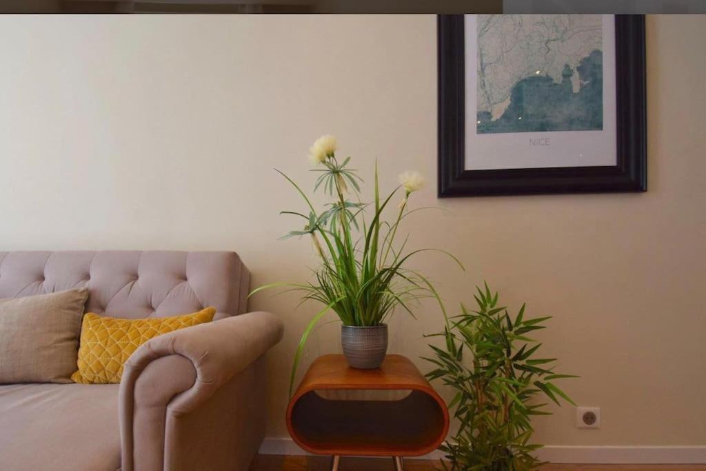 Stylish One Bedroom In Port Nizza